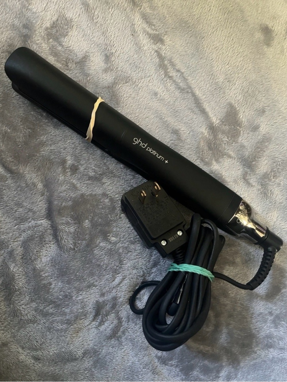 ghd Platinum+ Black Flat Iron Hair Straightener